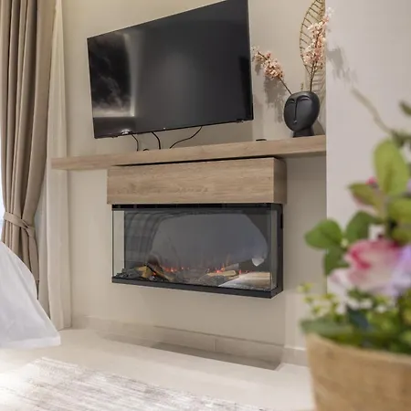 Polyzos Luxury Meteora #7 - Adults Friendly カランバカ